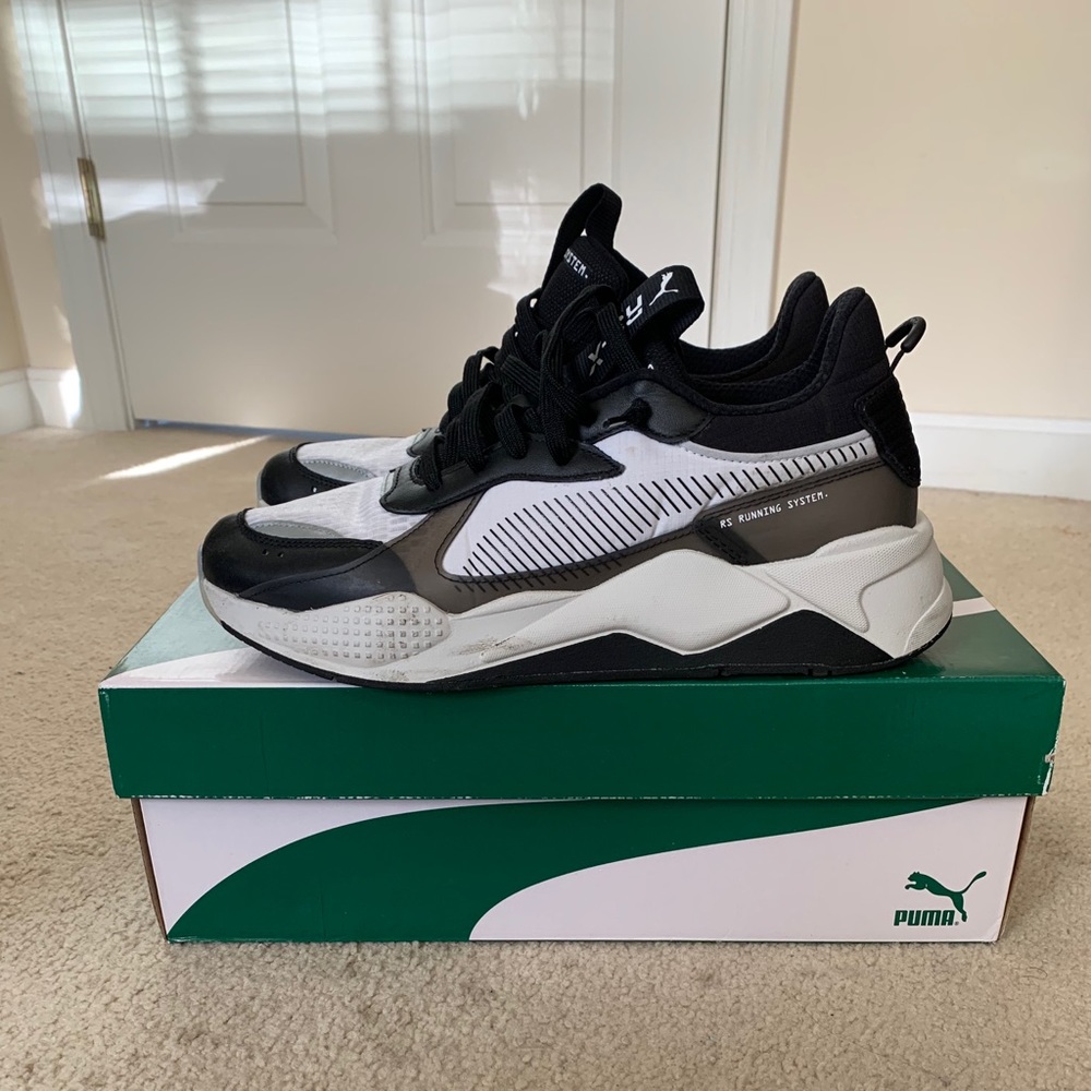 Puma Sneakers